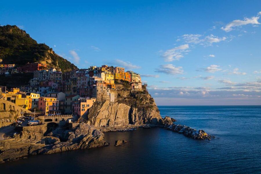 La Spezia: Cinque Terre and Portovenere Full-Day Boat Tour - Monesteroli and the onboard lunch