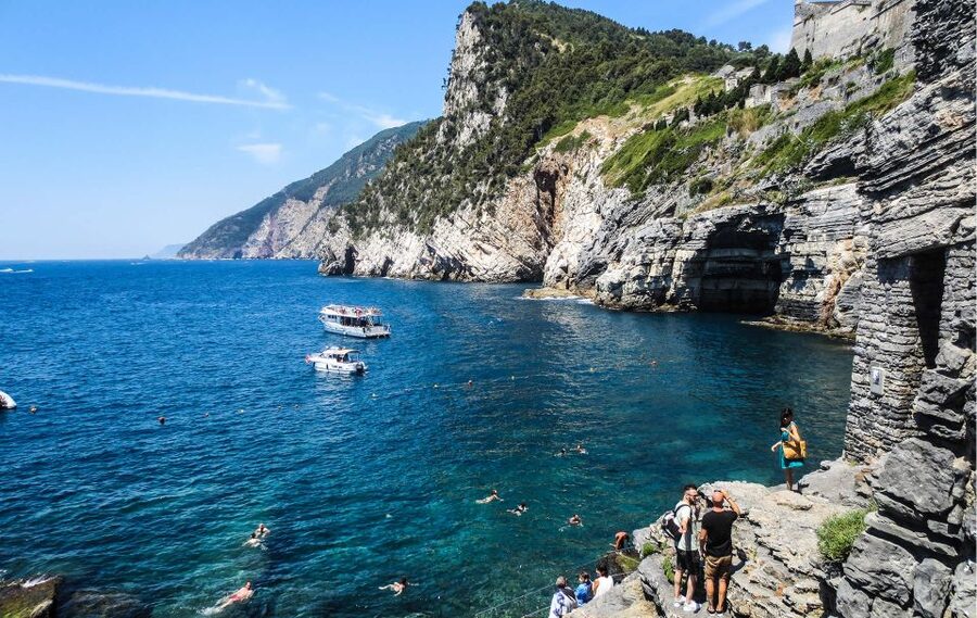 La Spezia: Cinque Terre and Portovenere Full-Day Boat Tour - Captain Gerry, music, and the mood on board