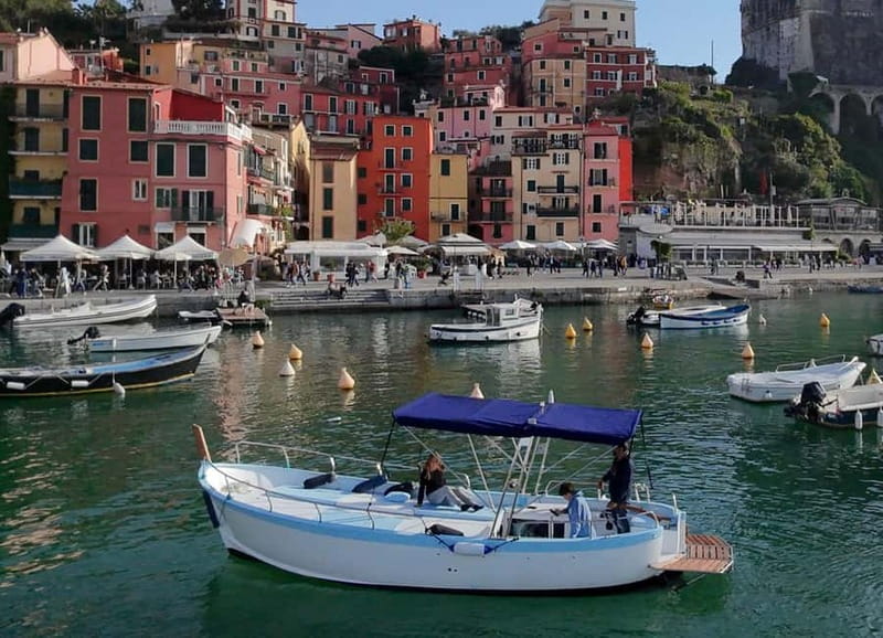 La Spezia : Morning or Sunset Cinque Terre Tour & Aperitif - Riomaggiore, Manarola, and Corniglia from offshore