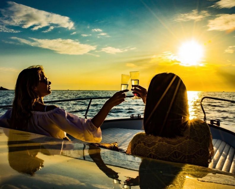La Spezia: Sunset Boat Tour with Aperitivo and Snacks - Torre Scola and the military edge of the Gulf