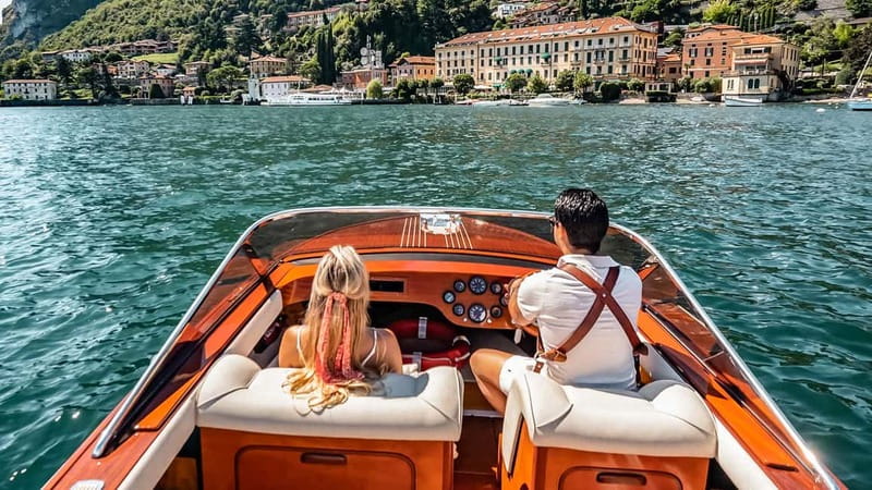 Lake Como: Classic Boat Private Tour - Five things to know before you book
