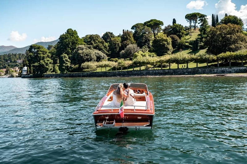 Lake Como: Classic Boat Private Tour - Comacina Island and the option to swim