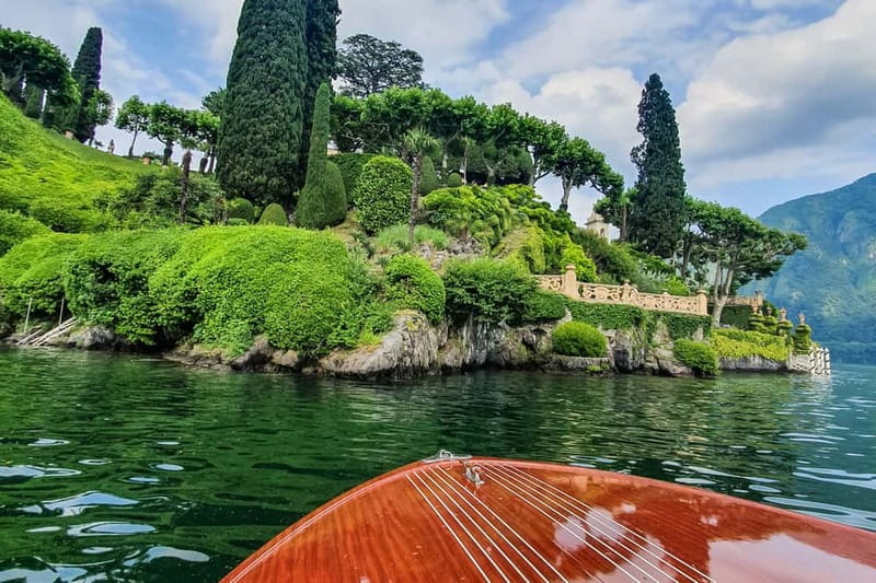 Lake Como: Classic Boat Private Tour - Bellagio from the water
