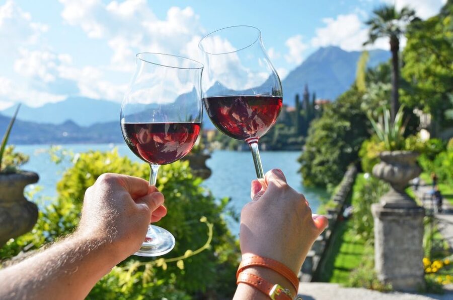 Lake Como: Winery Tour with Wine Tasting - Why this winery visit adds something different to Lake Como
