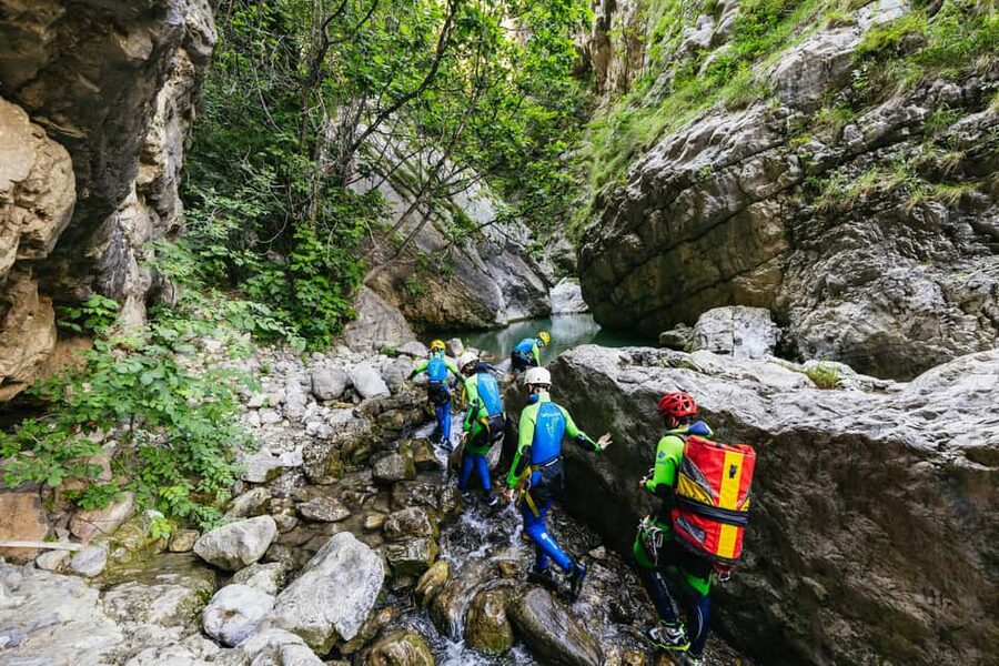 Lake Garda: Family Friendly Canyoning Tour - Why this canyoning trip works for families