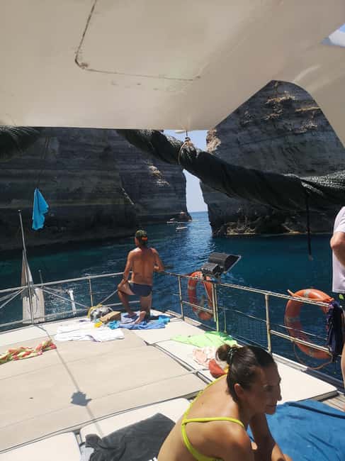 Lampedusa: Yacht excursion, swimming stops and typical lunch - Price, timing and who gets the best value