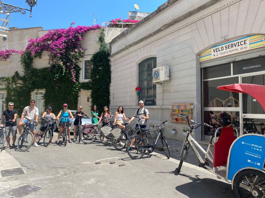 Lecce: City Highlights Guided Tour by Bike - Guides, languages, and the human side of the tour