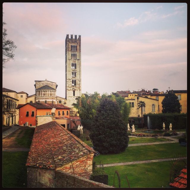 Lucca: 2-Hour City Center Walking Tour - Price, timing, and practical value