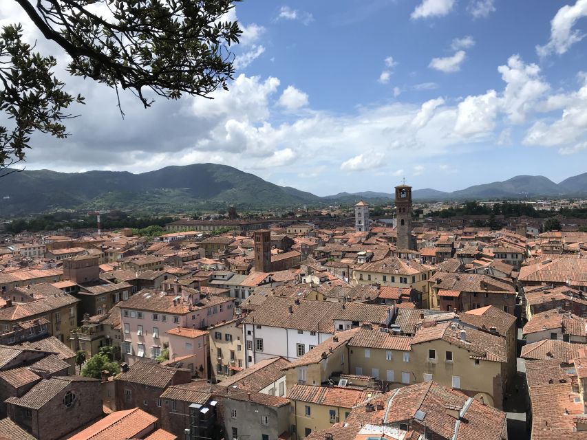 Lucca: 2-Hour City Center Walking Tour - Ending at Lucca Cathedral