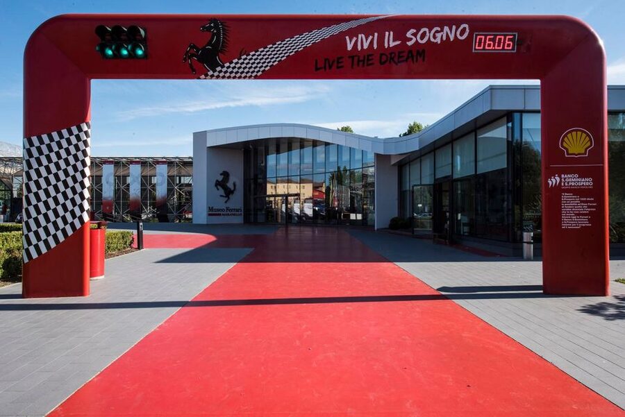 Maranello: Ferrari Museum Entry Ticket and Simulator - The simulator: ten minutes behind a Ferrari wheel