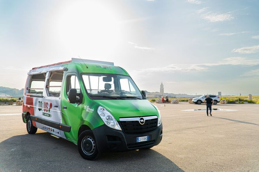 Matera: Open Top Bus Tour with Entrance to Casa Grotta - Ending at Piazza San Pietro Caveoso