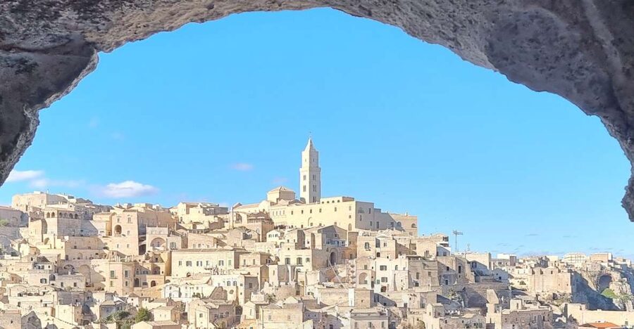 Matera: Sassi di Matera Historical Self-Guided Audio Tour - The natural caves and early shelters