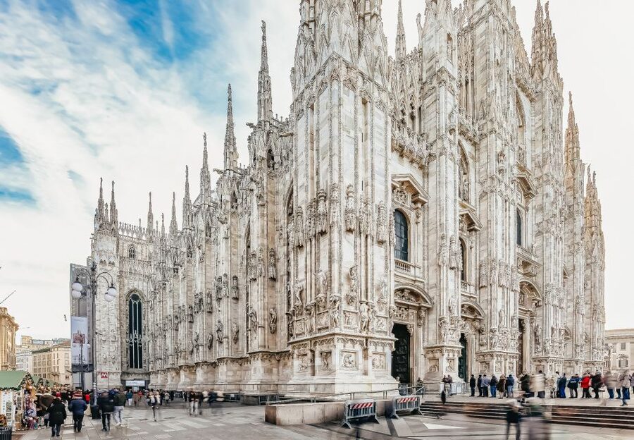 Milan: Cathedral and Duomo's Terraces Entrance Ticket - The rooftop experience, from spires to city views