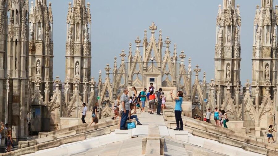 Milan: Cathedral and Terraces Guided Tour with Tickets - The lift to Milan’s famous terraces