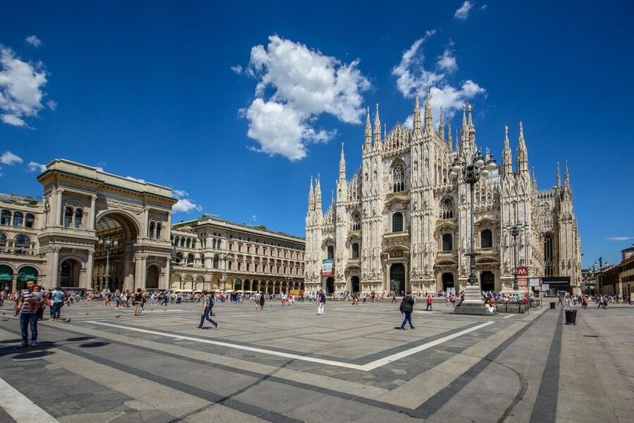 Milan: Cathedral and Terraces Guided Tour with Tickets - Practical rules for a smooth visit