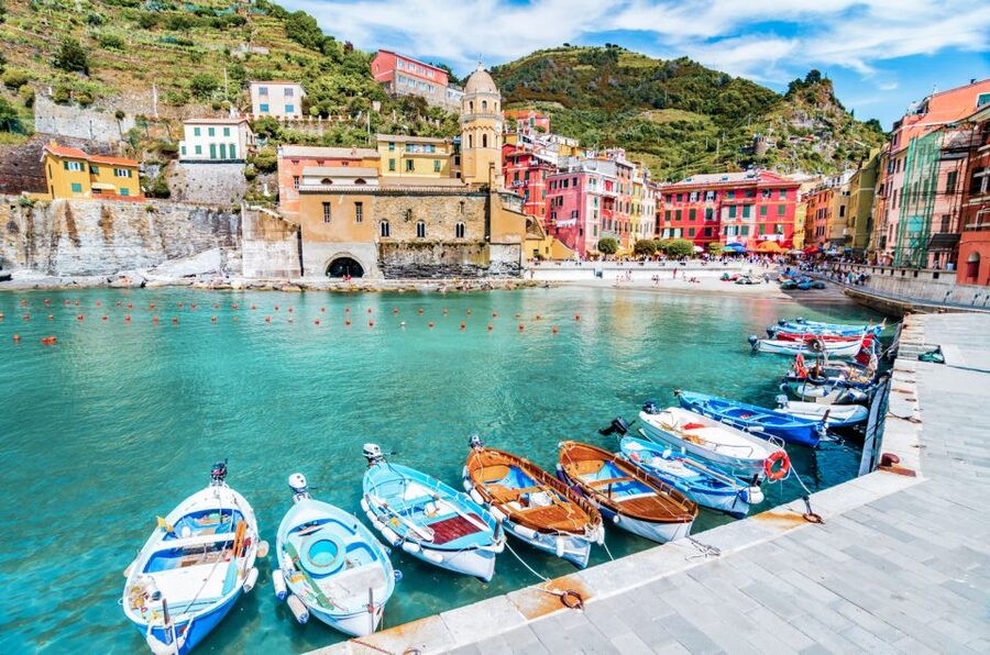 Milan: Cinque Terre Full-Day Guided Trip With Cruise - The train connection and return to the coach
