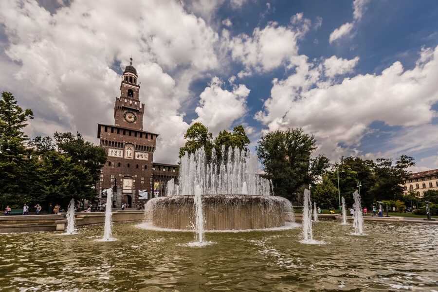 Milan: City Highlights Walking Tour with The Last Supper - Piazza della Scala and the Galleria’s nineteenth-century style