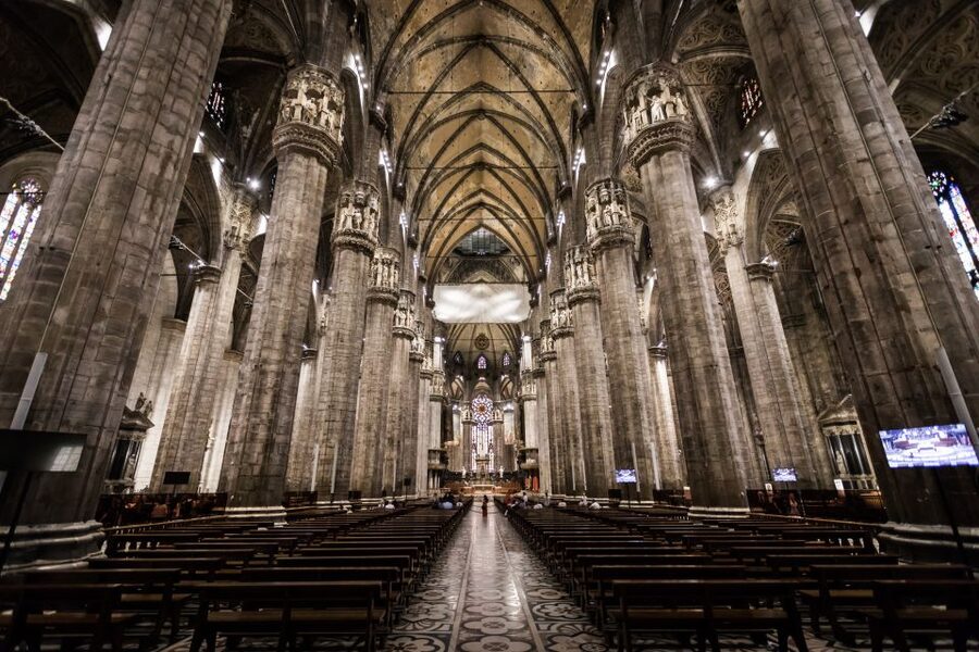 Milan: City Highlights Walking Tour with The Last Supper - Entering the Duomo, Milan’s Gothic centerpiece