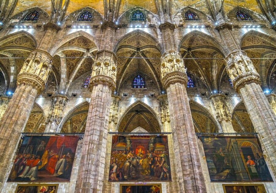 Milan: Duomo & Rooftop Tour with Optional Hop-On Hop-Off Bus - Key points at a glance