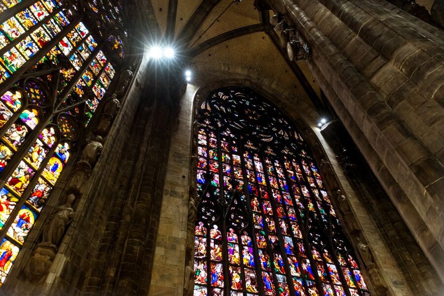 Milan: Duomo & Rooftop Tour with Optional Hop-On Hop-Off Bus - What the $79.30 price means