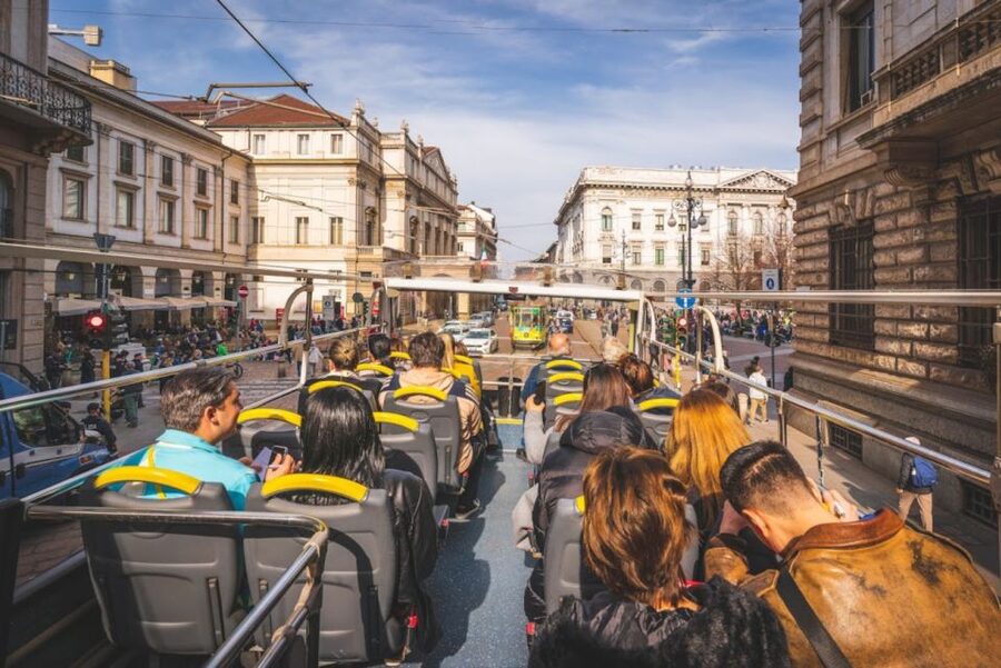 Milan: Gray Line Milan Open Tour Hop-On Hop-Off Bus Tour - FAQ