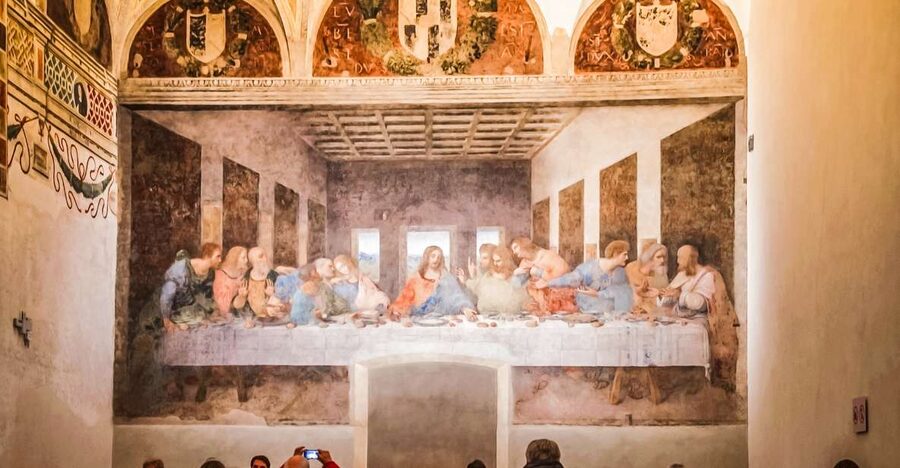 Milan: Guided Walking Tour & Last Supper Visit with Ticket - La Scala, Milan’s opera address