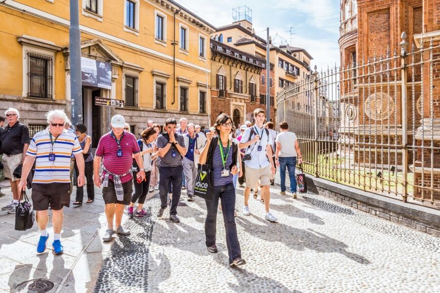 Milan: Guided Walking Tour & Last Supper Visit with Ticket - Meeting outside Santa Maria delle Grazie