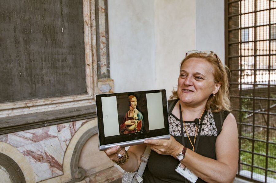 Milan: Guided Walking Tour with Last Supper Skip-the-Line - La Scala and the Stories Behind the Opera House