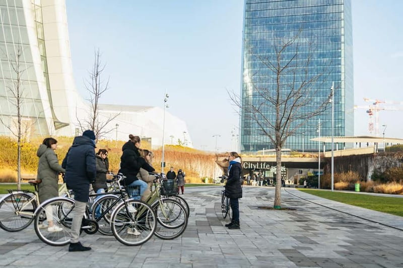 Milan: Hidden Gems Guided Bike Tour - Family arrangements and e-bike options