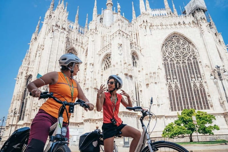Milan: Highlights and Hidden Gems E-Bike Tour - Guides and the quality of the commentary