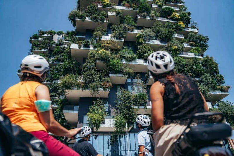 Milan: Highlights and Hidden Gems E-Bike Tour - Starting near Centrale and the canal district
