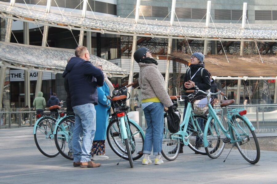 Milan: Highlights and Hidden Gems Guided Bike Tour - The bikes, pace, and guide quality