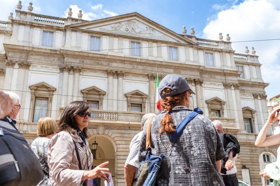 Milan: La Scala Theater & Museum Guided Experience - Why a guide helps inside La Scala
