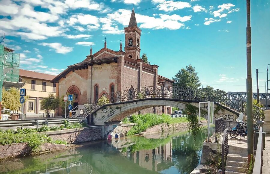 Milan: Navigli Canal Boat Cruise - From Naviglio Grande to Milan’s old working quarters