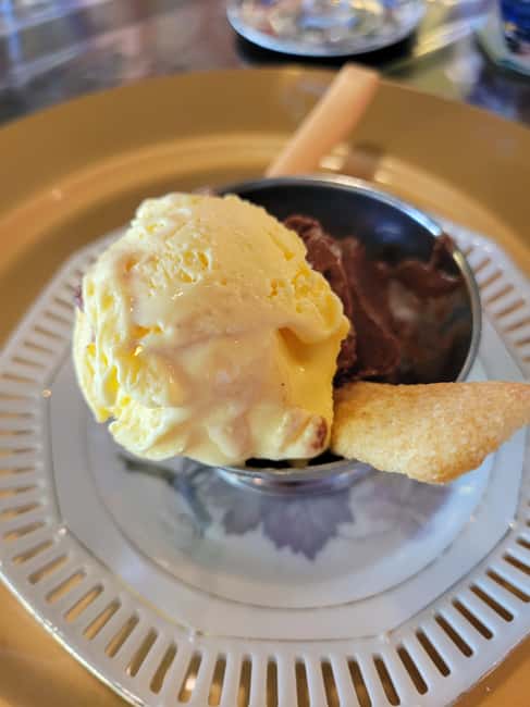 Milan: Pasta, Ravioli, and Gelato Class in a Glamorous Home - Entering an elegant Milanese home near the Duomo