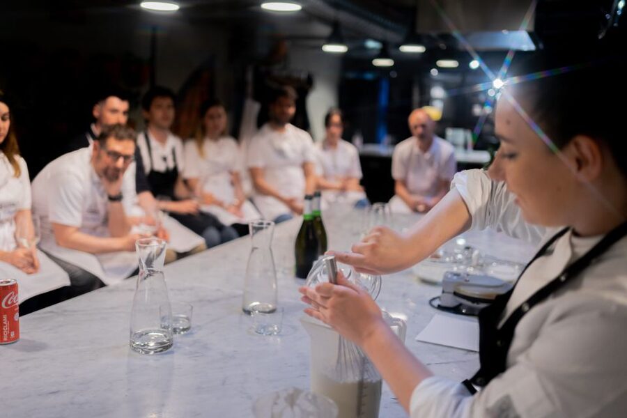 Milan: Pizza or Pasta and Gelato-Making Class with Wine - Is $101 a fair price?