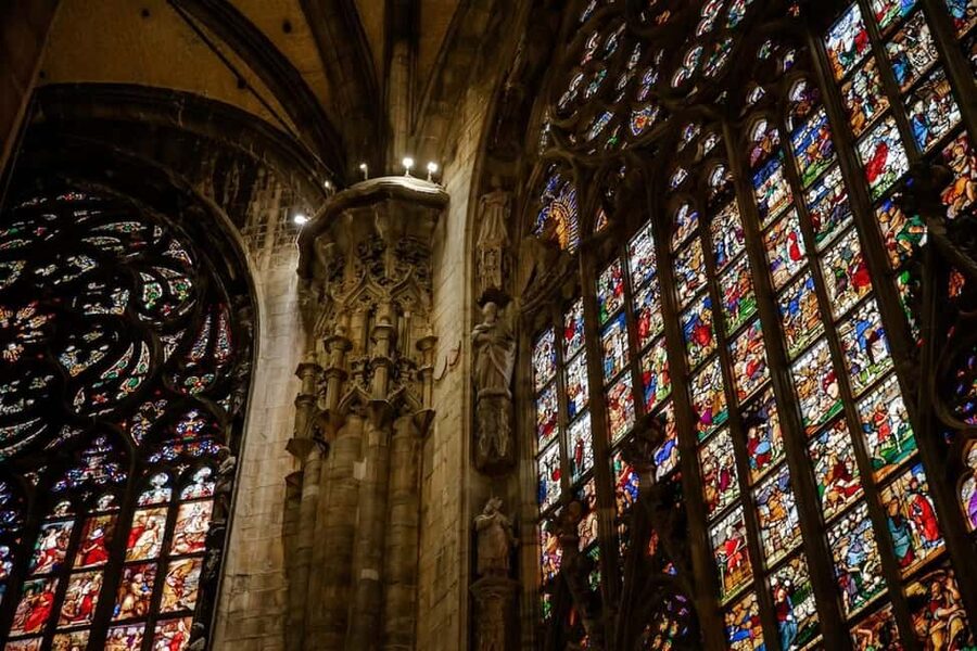 Milan: Priority Access Duomo and Rooftop Tour - Practical clothing and access rules