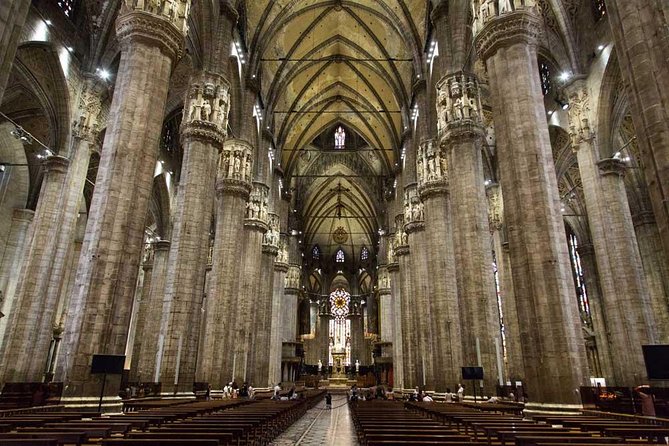 Milan's Must See: Half-Day Tour of Last Supper, Duomo & La Scala - The transfer across Milan