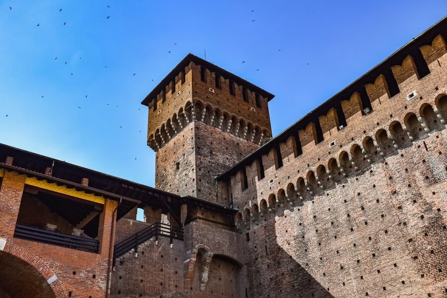Milan: Sforza Castle and Michelangelo's Pietà Rondanini Tour - Inside the Ducal Courtyard