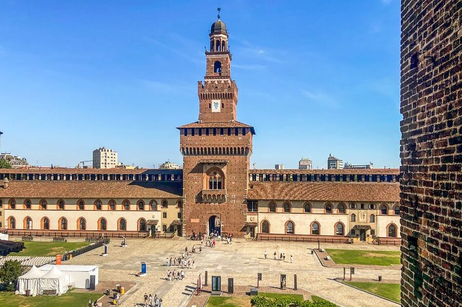 Milan: Sforza Castle Entry Ticket with Digital Audio Guide - Start at Piazza Castello, not at the museum door
