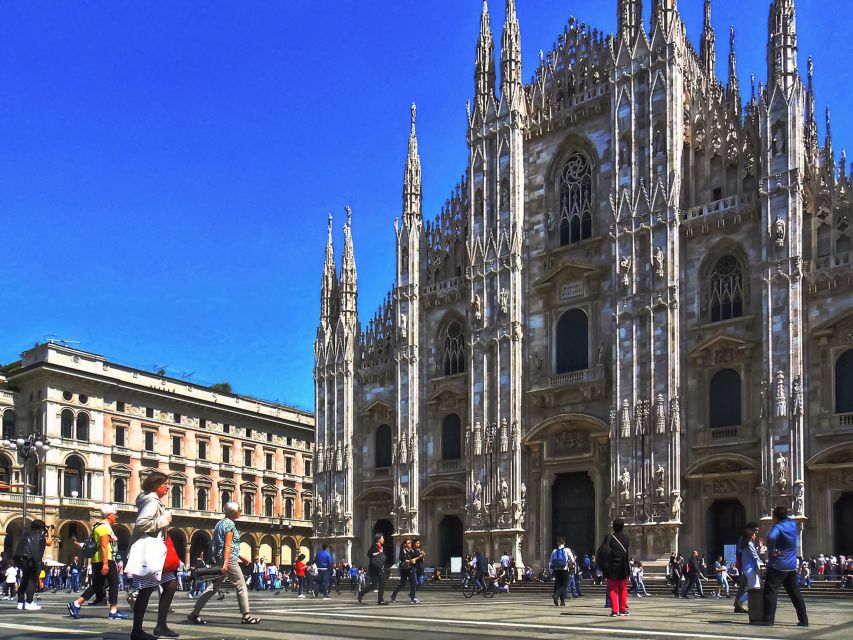 Milan: Skip-the-Line Guided Walk and "The Last Supper" - Piazza del Duomo and Milan’s enormous cathedral