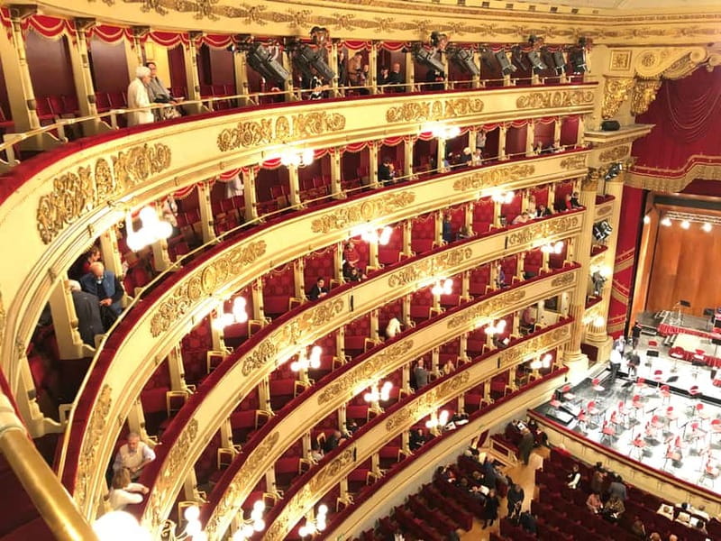 Milan: Skip-the-Line La Scala Museum Tour + Hop On Hop Off - Why La Scala matters in Milan