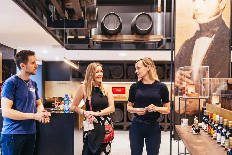 Milan: Street Food Walking Tour - What you may eat, from focaccia to tiramisu