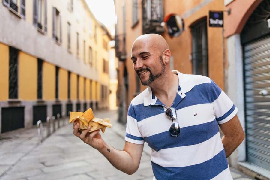 Milan: Street Food Walking Tour - Starting at Piazza Cordusio