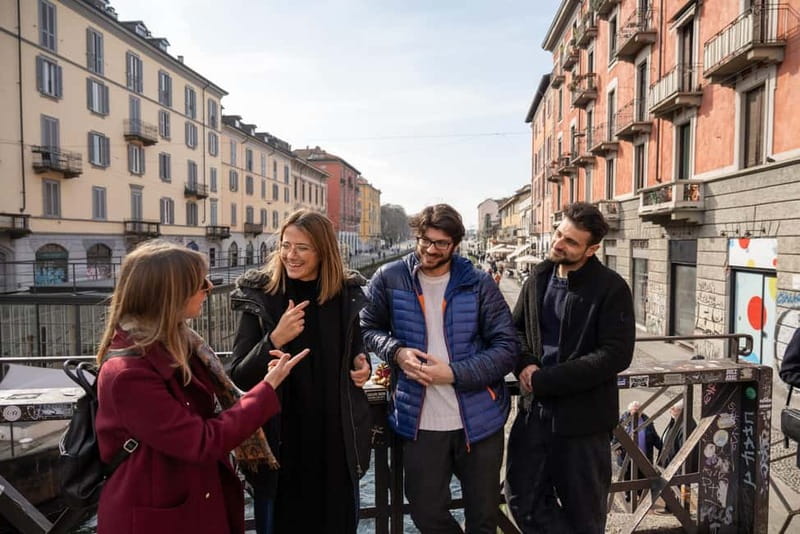 Milan: Sunset Navigli Food & Drinks Tour with a Local - Stop six: gelato to finish