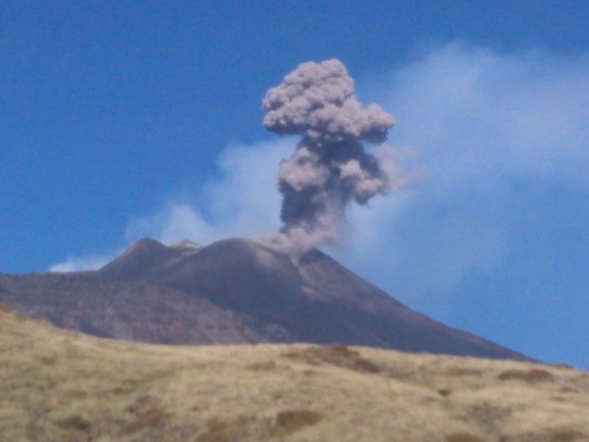 Mount Etna: Half-Day Guided Tour and Hike - Zafferana Etnea and the local tasting
