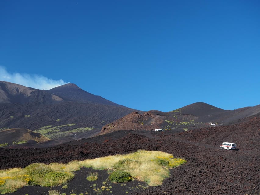 Mount Etna: North Upper Craters Guided Tour by 4x4 with Trek - Guide quality and language choice