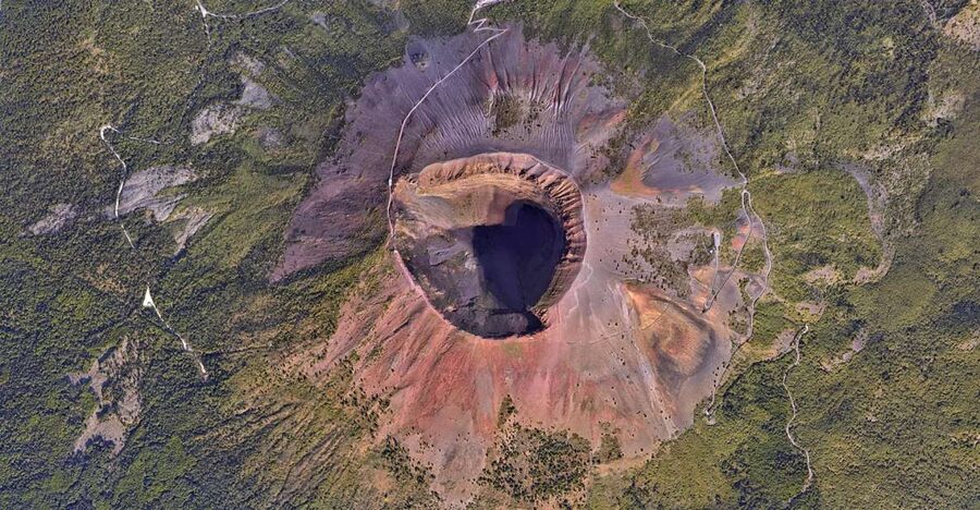 Mount Vesuvius: Skip-the-Line Ticket and Smart Digital Guide - Getting to the crater entrance