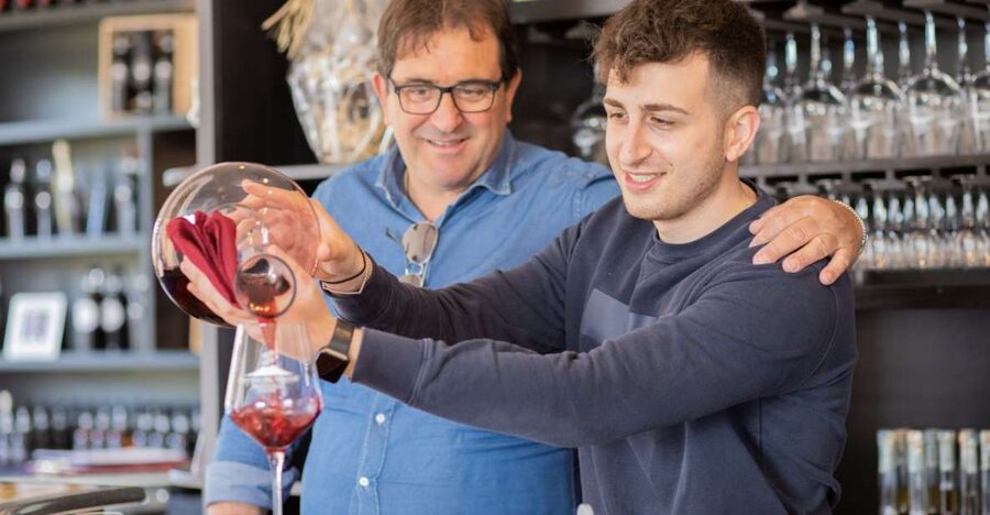 Mount Vesuvius: Vineyard Tour with Wine Tasting and Lunch - The Russo family winery and its Vesuvius soil