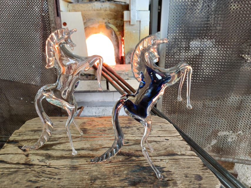Murano: Glass Blowing Demonstration and Artistic Glass Gift - Time, price, and the shape of the visit